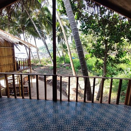Cola Sea Front Cottage Little Khola מראה חיצוני תמונה