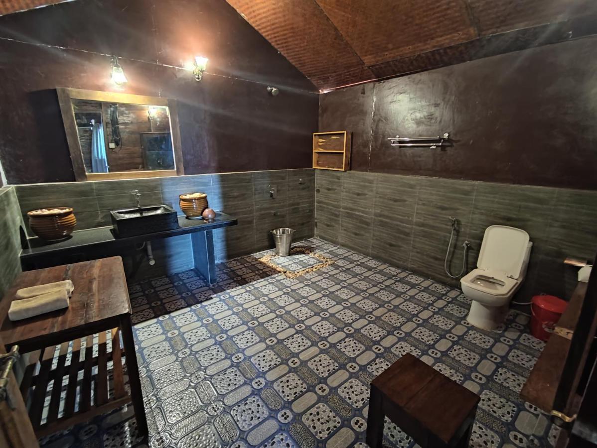Cola Sea Front Cottage Little Khola מראה חיצוני תמונה