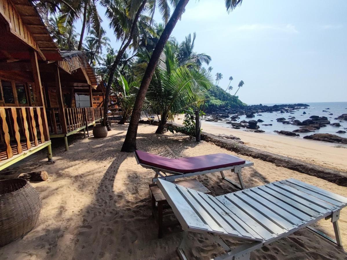 Cola Sea Front Cottage Little Khola מראה חיצוני תמונה