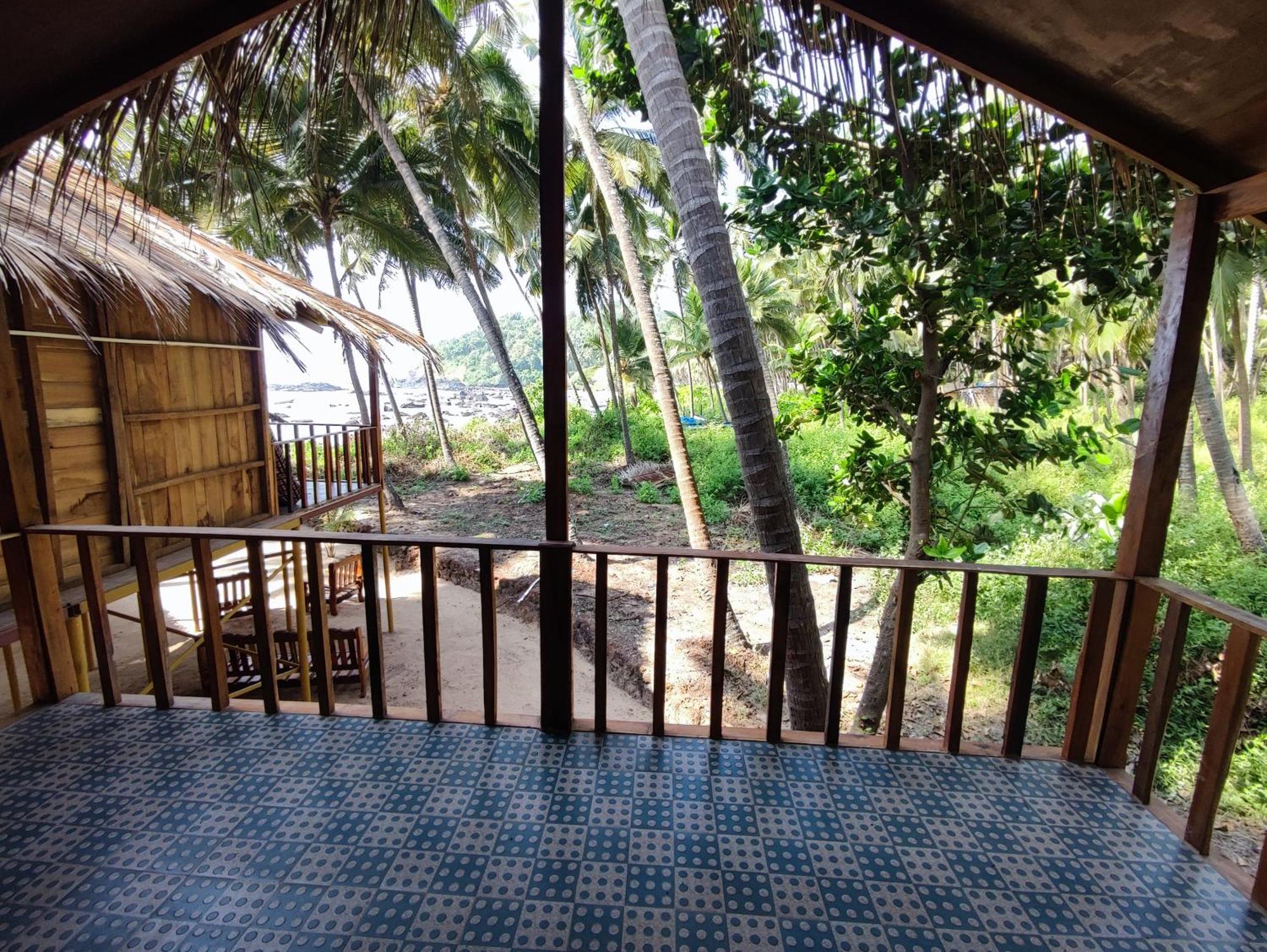 Cola Sea Front Cottage Little Khola מראה חיצוני תמונה